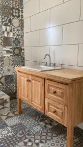 Twin Fin surf houses Serrano a 4 cuadras de la playa