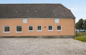 Cozy Apartment In Faaborg With Wifi