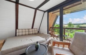 1 Bedroom Awesome Home In Weischlitz