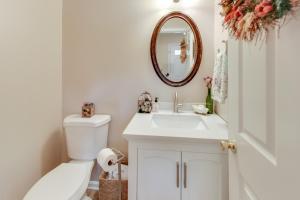 Cozy 3-bedroom townhome in Fairfax