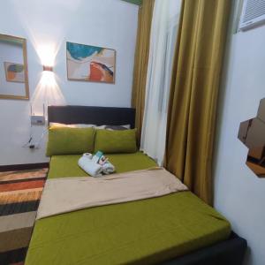 Happy Homestay at Fullerton Suites Condo near Nuvali and Tagaytay