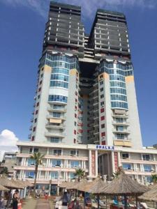 Kozy Studio Apartment