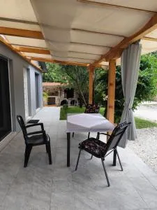 Marti's house in the olive grove - Marana