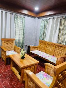 Ardenias Transient House