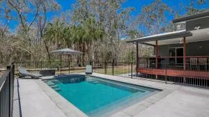 Boab Boat n Bush Getaway - Miriam Vale