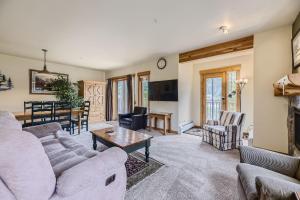 2652 Tenderfoot Lodge condo