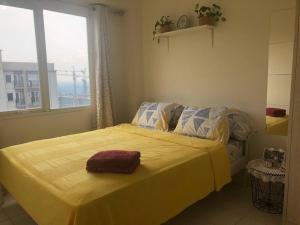 2BR Podomoro Golf View Cimanggis with Netflix near exit Toll Jagorawi