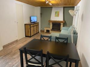 Maisons de vacances Au cedre bleu : photos des chambres
