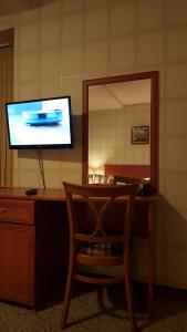 Семеен хотел Кристал