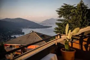 Mansarda vista lago - Dagnente