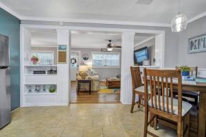 Pierside Retreat Saint Simons Island 3BR Sleeps 8