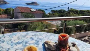 Serenity apartment-1st floor-Sea view- sea 150m away - 拉夫蒂港