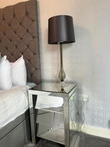 Three Bedroom Stylish London Apartment