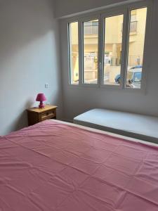 Long stay nearby Mariottes H Nice town