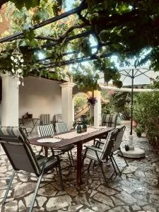 Ariadni's garden house, Peritheia, Corfu - Perítheia