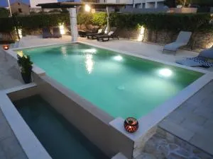 Guest house Damir - 拉扎纳茨