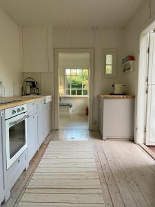 Summer house close to the beach with 12 beds