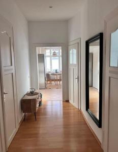 Feine Apartments in der Südstadt von Erfurt mit kostenlosen Stellplatz & Flasche Wein zur Begrüßung