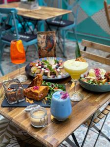 Comfy Luxury Apartment with 2 rooms in the City Centre AA