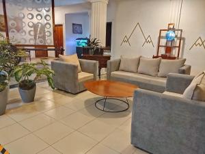 Paradise Inn