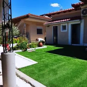 Anastelia Apartments - The Backyard - Olympiada