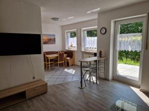 Ferienwohnung Unterneukirchen mit Garten-Terrasse