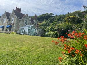 TORWOOD VICTORIAN HOUSE