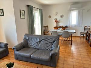 Private 3 bedroom villa in Salema amazing views