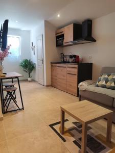 Appartements Studio confort : Appartement - Rez-de-Chaussée