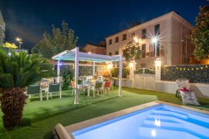 Villas VILLA MARYSE avec piscine privative : photos des chambres