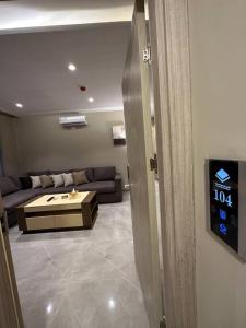 Chic Apartments For Rent ave1-4