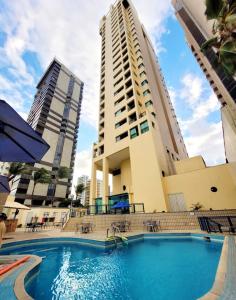 Flat 10 andar Hotel Caesar Towers acesso direto praia