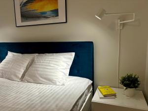 Tallinn Central 3BR Apt with Free WiFi & Parking