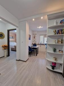 All In Jacuzzi Apartment