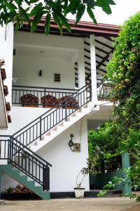 Wild Bee Safari Lodge