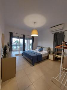 فيلا دوبلكس بقرية أمواج سـ يدي عبدالرحمن الساحل الشمالي كود 2175