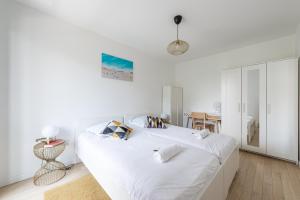 Appartements L-Ambre - T2 Lumineux - Parking, RER A, Disneyland : photos des chambres