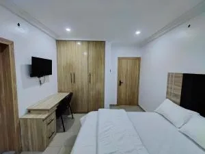 Lekki Continental Apartment - Araromi