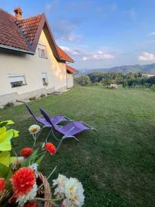 Vila Rada, Kadinjača - أوزيتشي