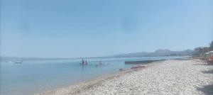 Γκαρσονιέρα ισογείου επιπλωμένη