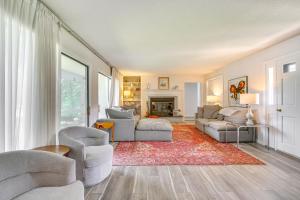 Water-View Home in the Berkshires