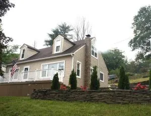 Hawley House - Tyler Hill