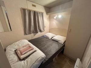 Campings Mobil-home Vintage au bord de la riviere : photos des chambres