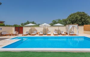 4 Bedroom Awesome Home In Sibenik