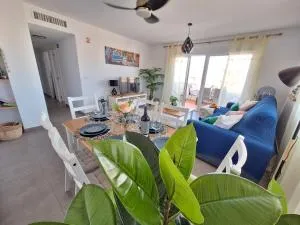 Los Pinos de Salvador Dalí - Los Albaladejos