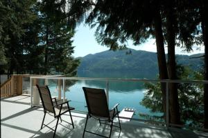 Private Ozarks Island Retreat