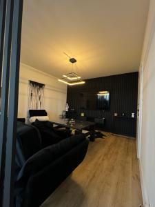 Next to lake Apartment