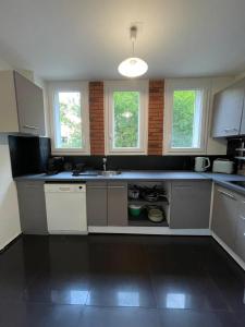 Appartements Appart Guy Moquet - Proche Paris et Disney - commerces a proximite : photos des chambres