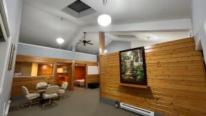 Whispering Pines Farmhouse