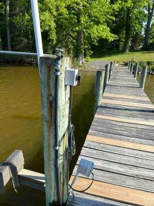 Private Riverfront Retreat